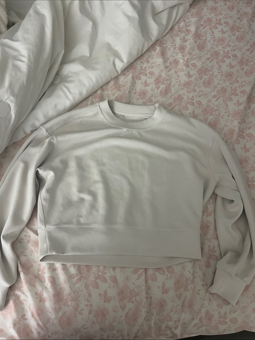lululemon athletica Embossed Logo Pullover in Light Ivory